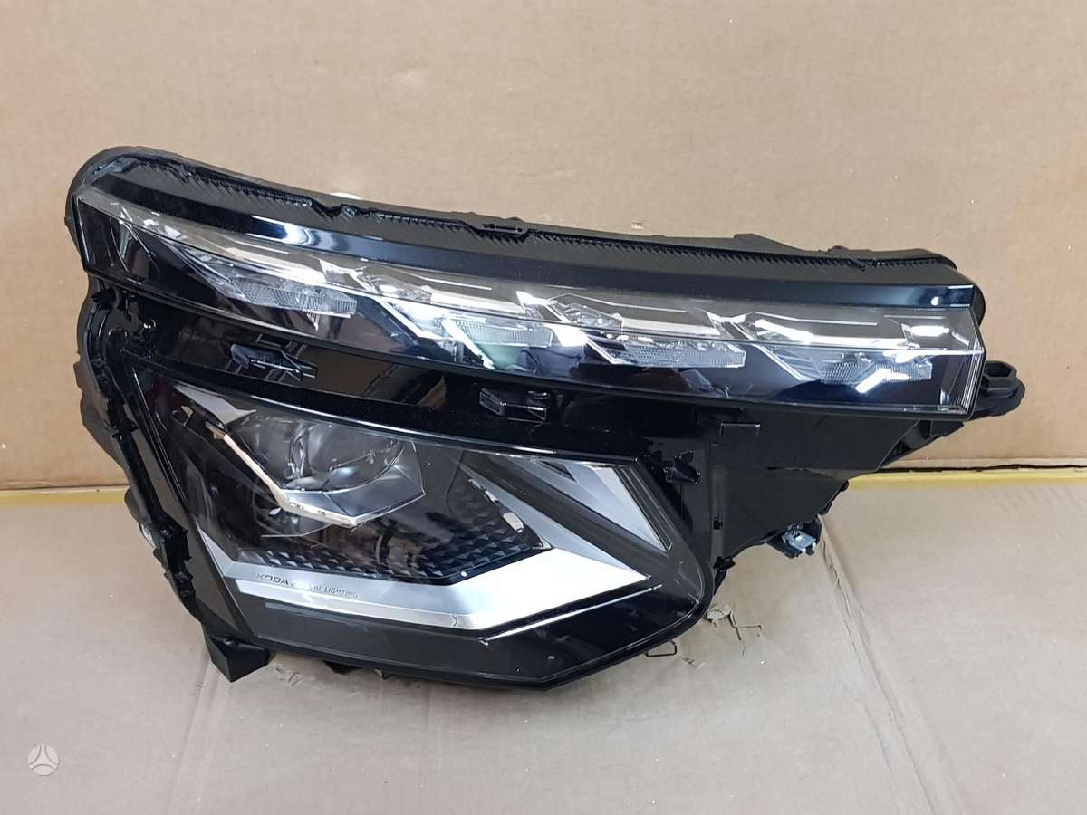 Skoda Kamiq, 655, bumpers, lights