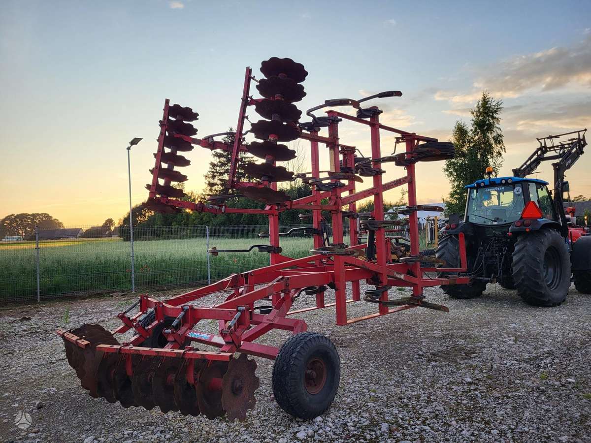 Vaderstad 5,2 - 6,2 metrų, скребки, скрубберы
