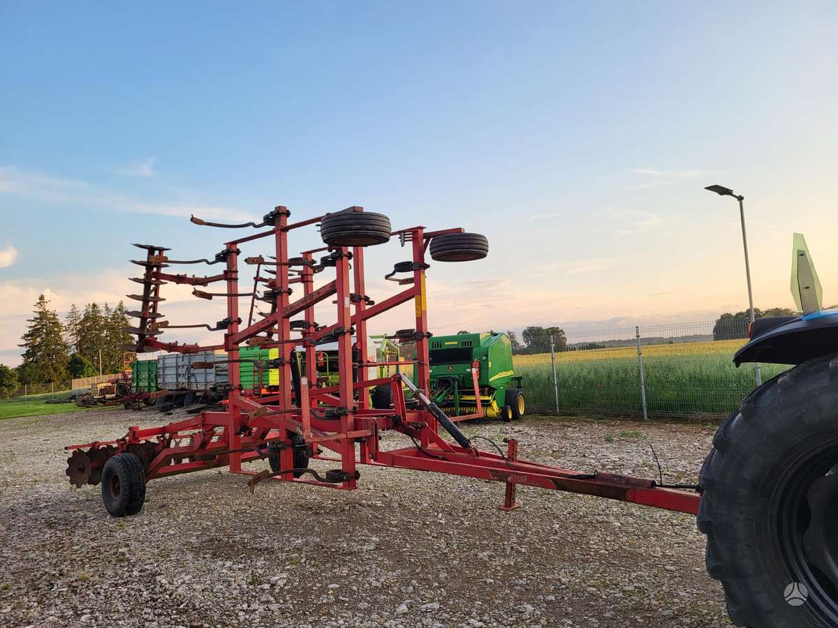 Vaderstad 5,2 - 6,2 metrų, scrapers, scrubbers