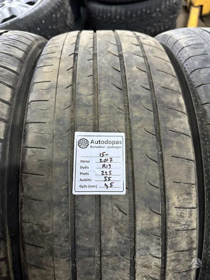 Yokohama, vasarinės 225/55 R19