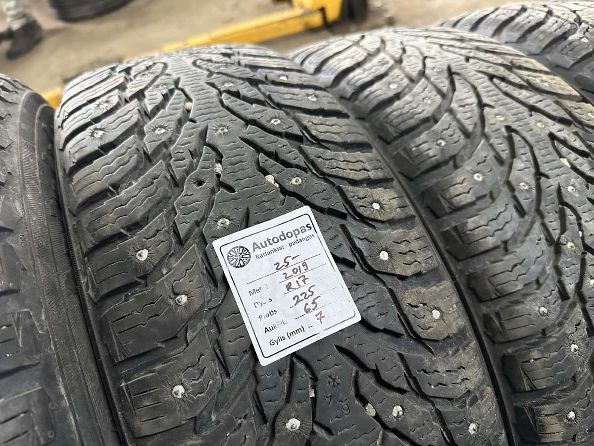 Nokian, winter 225/65 R17