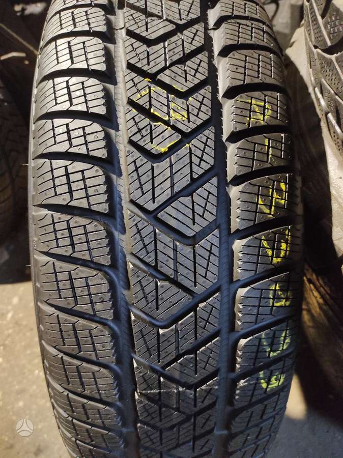 Pirelli, žieminės 225/65 R17