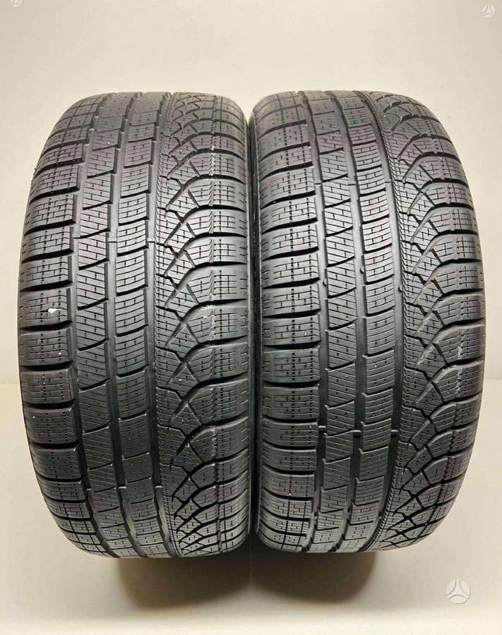 Pirelli P-Zero Winter * 2022m, зимние 255/40 R19