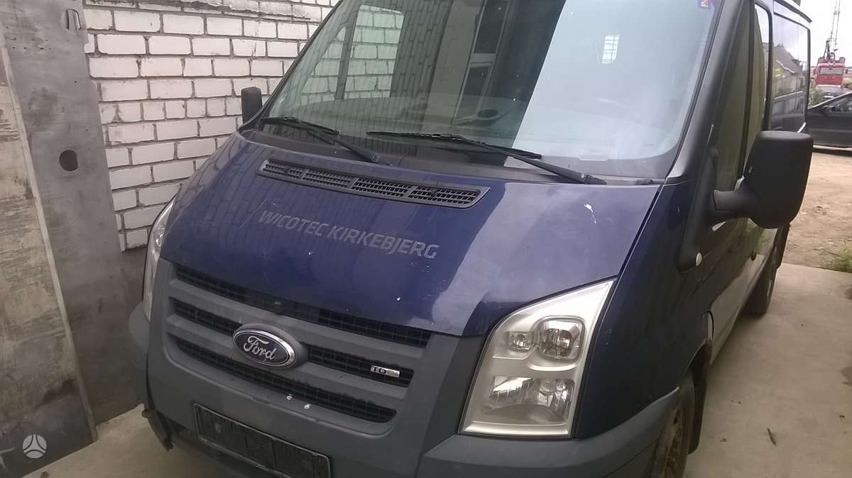 Ford Transit, cargo vans