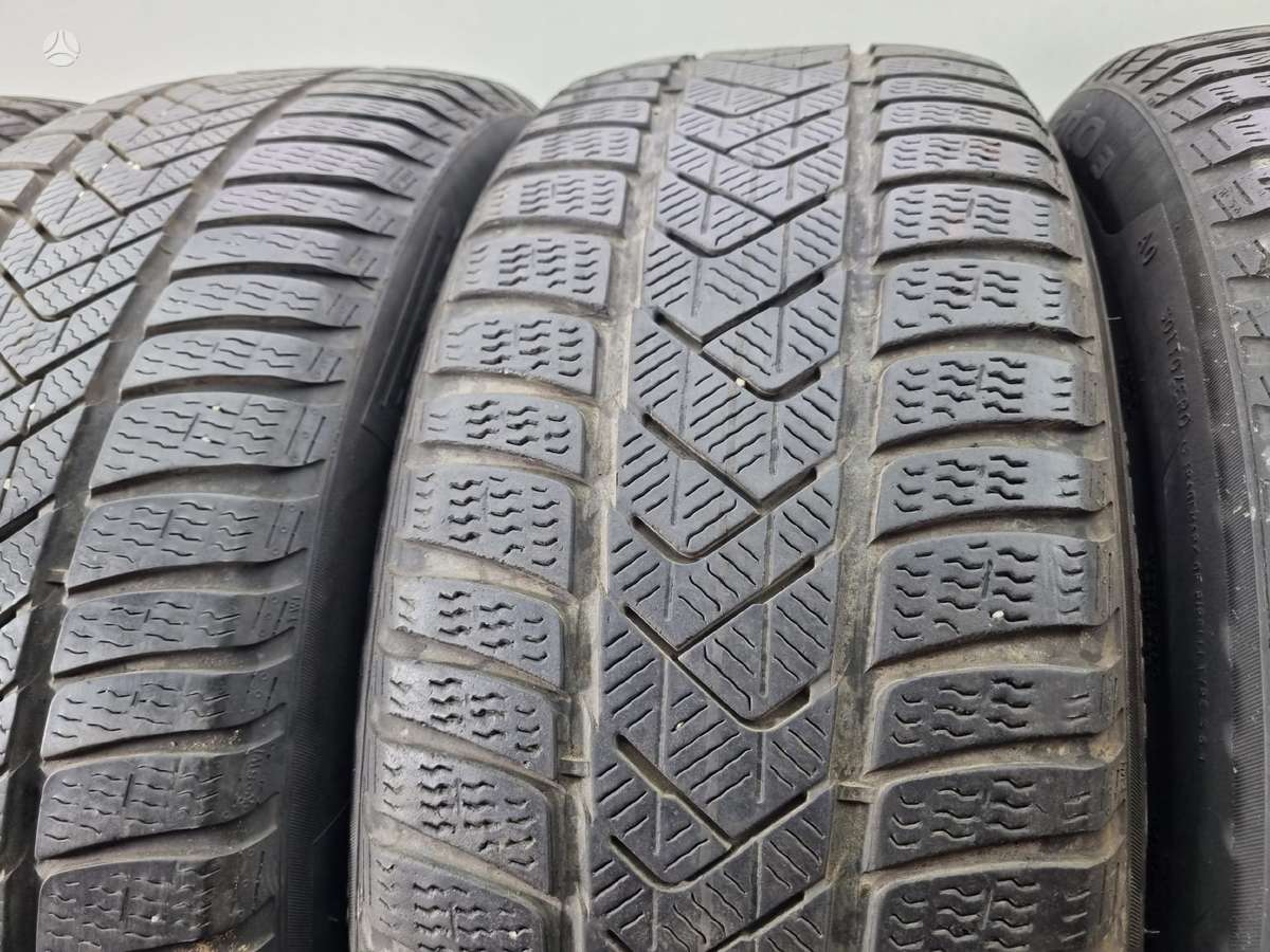 Pirelli 5mm, universalios 225/55 R18