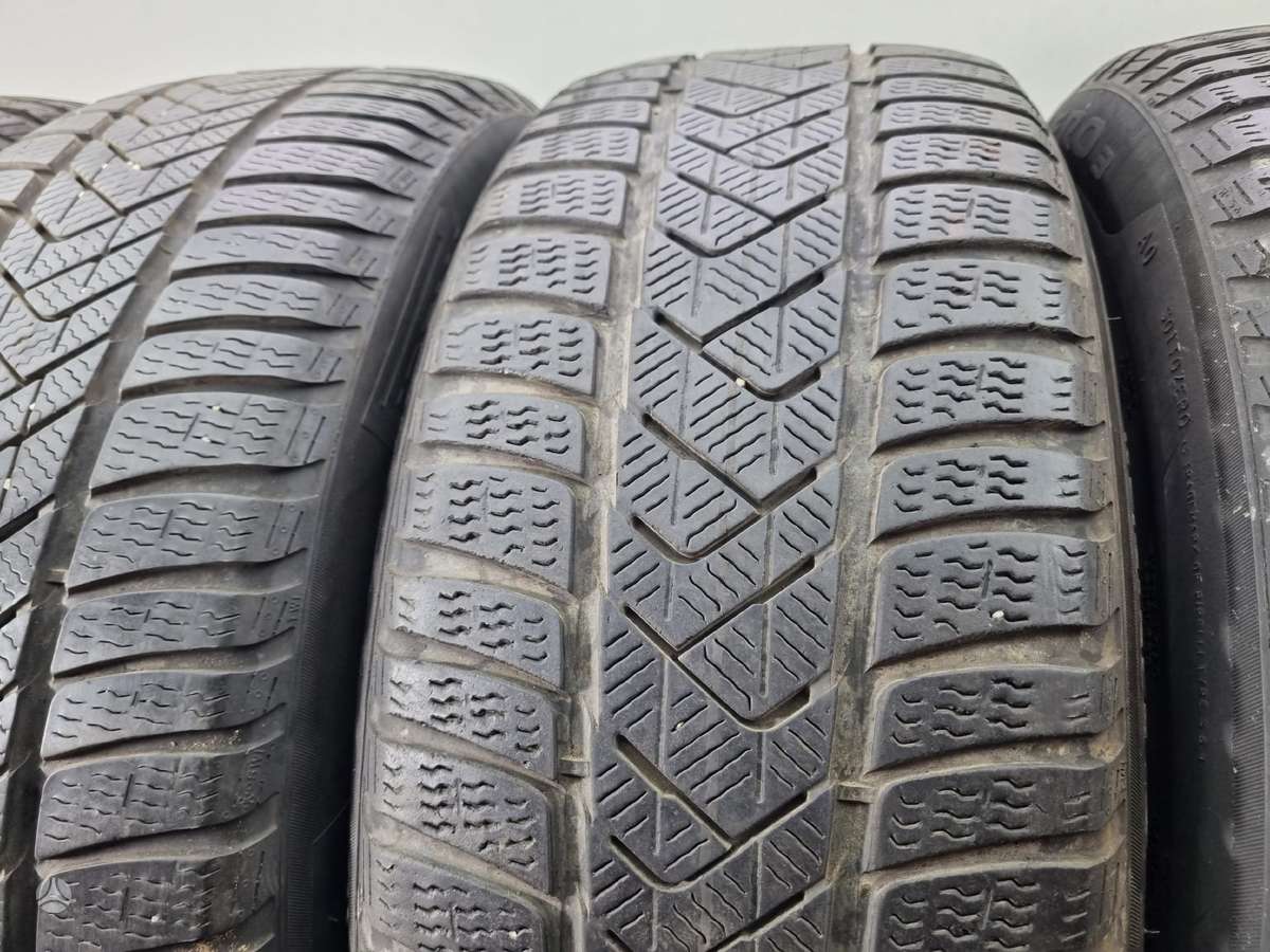 Pirelli 5mm, всесезонные 225/55 R18