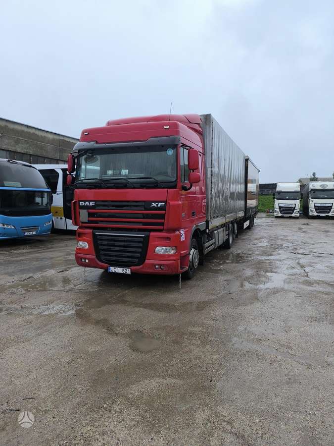 DAF FAR XF 460, bortiniai su užuolaidomis