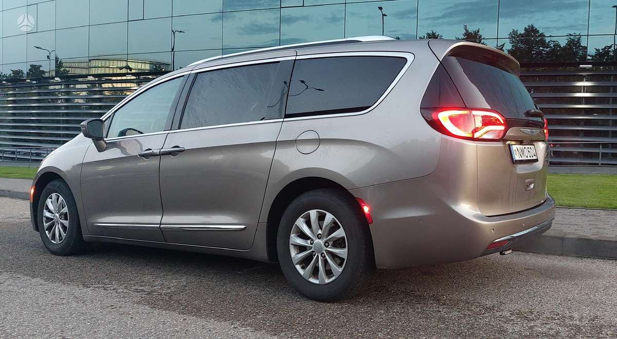 Chrysler Pacifica, 3.6 l., minivens