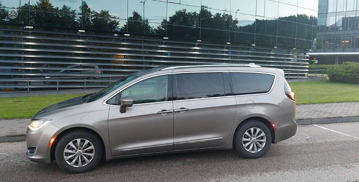 Chrysler Pacifica, 3.6 l., mpv / minivan