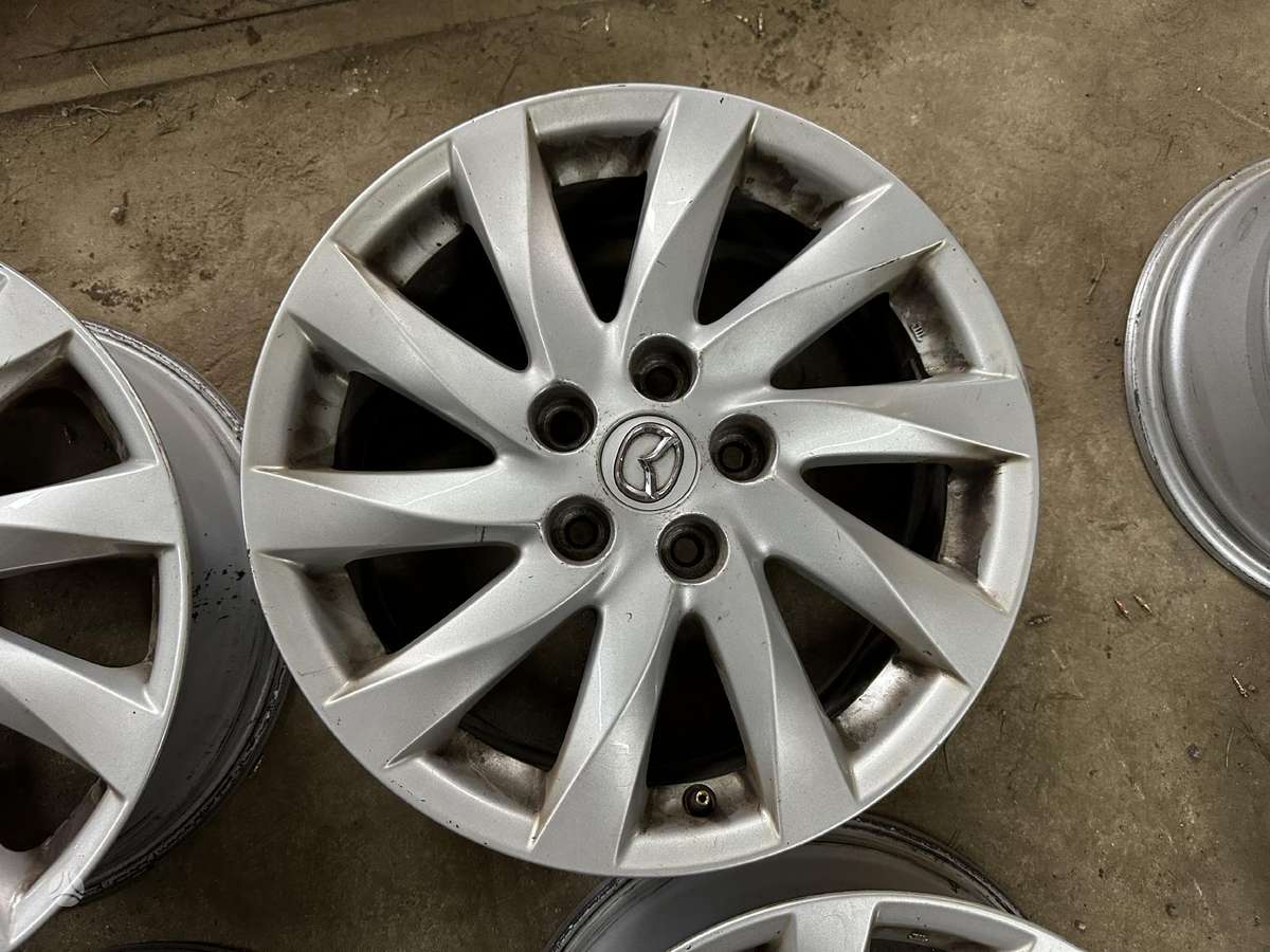 Mazda, vieglmetāla, R17
