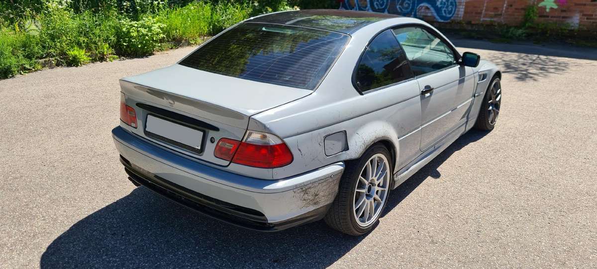 BMW 330, kupė (coupe)
