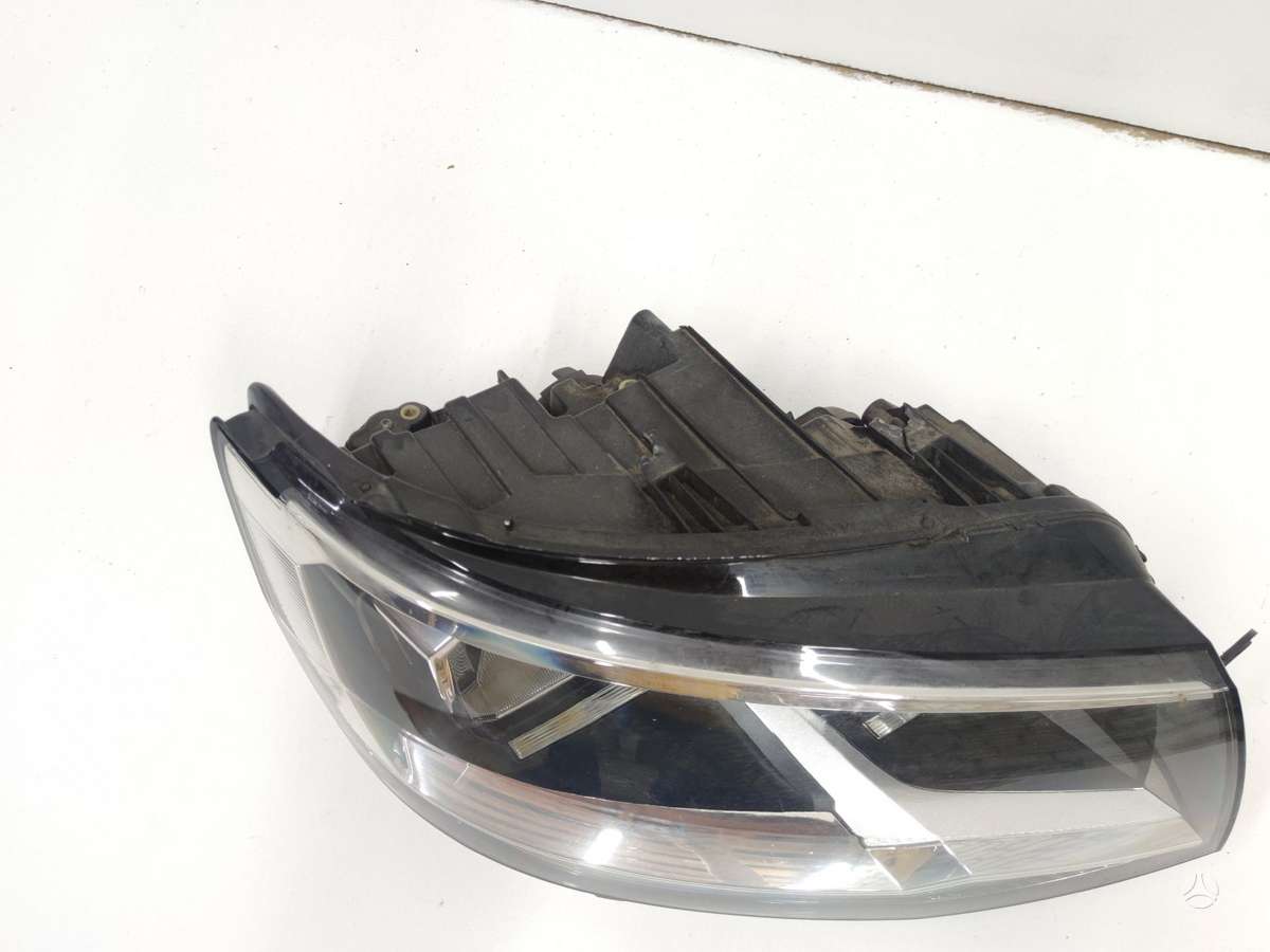 Volkswagen Multivan lights