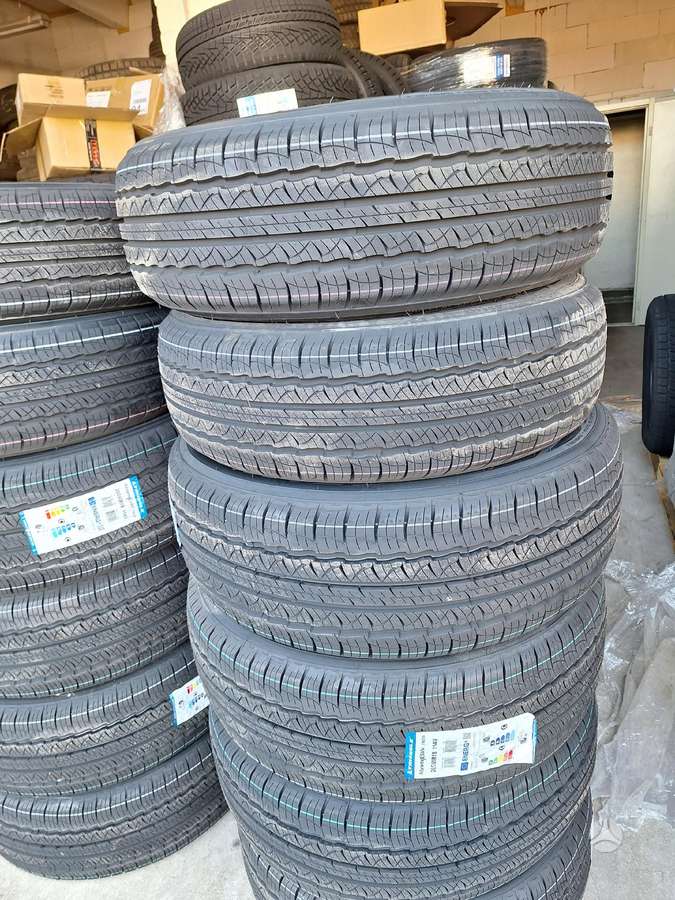 Triangle, summer 215/70 R16