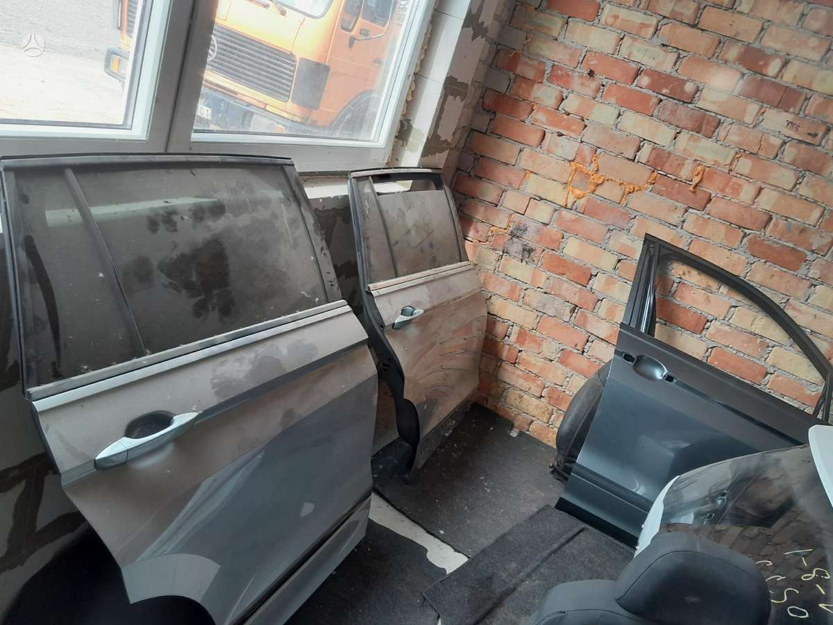 Volkswagen Tiguan Allspace по частям