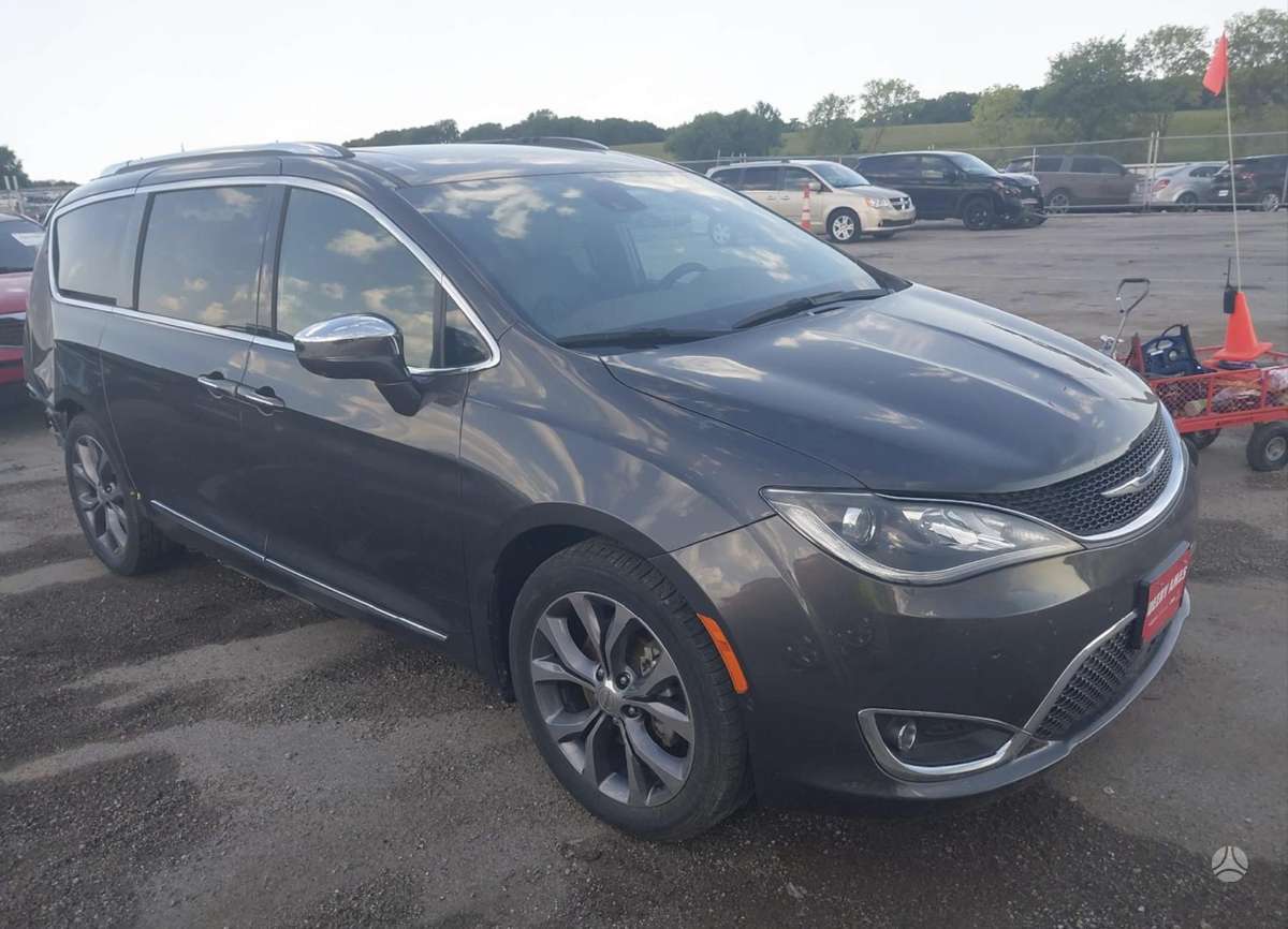 Chrysler Pacifica Turime daugiau dalių šiam modeliui