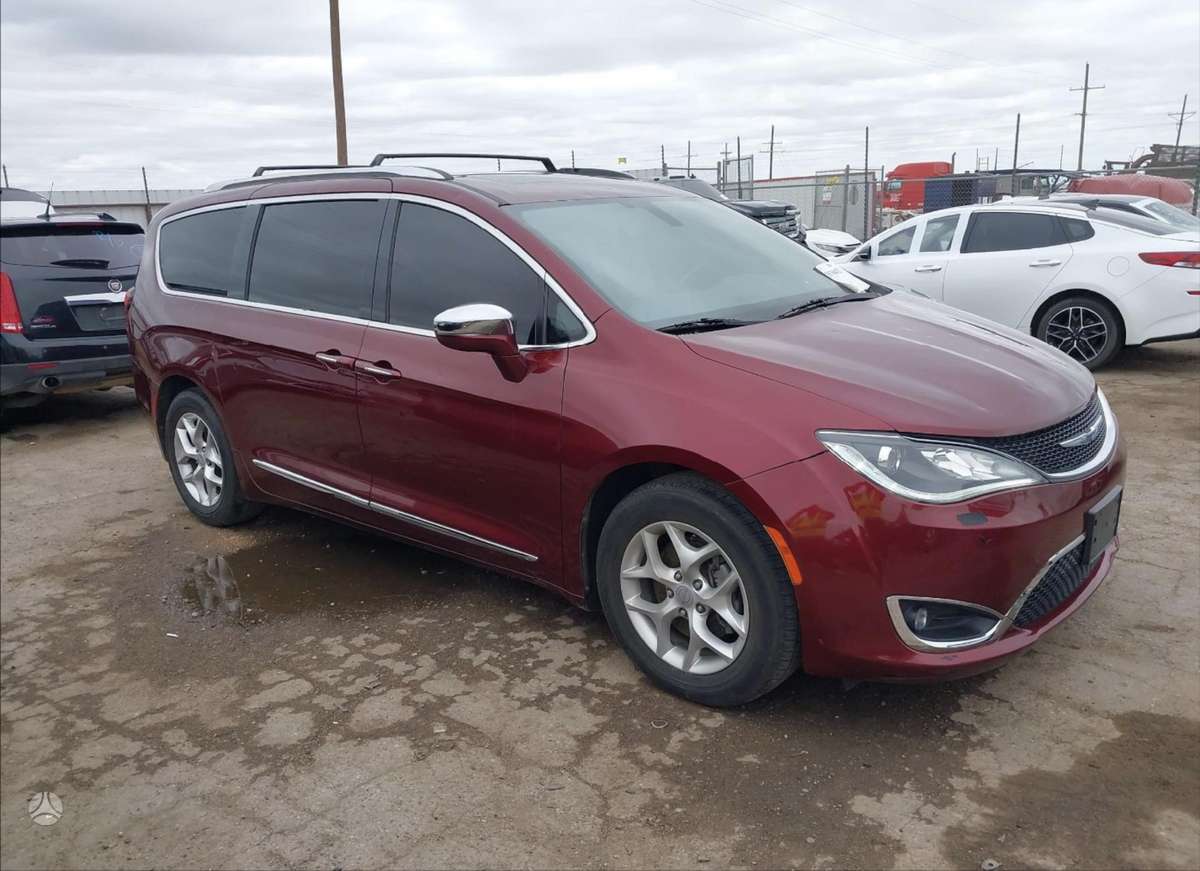 Chrysler Pacifica Turime daugiau dalių šiam modeliui