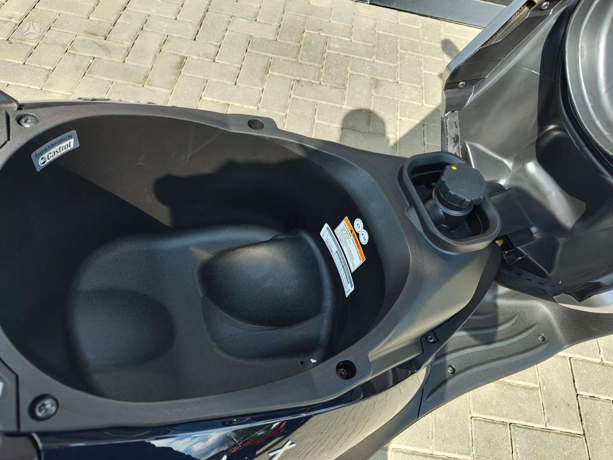 Piaggio Liberty 125cc, scooters / mopeds