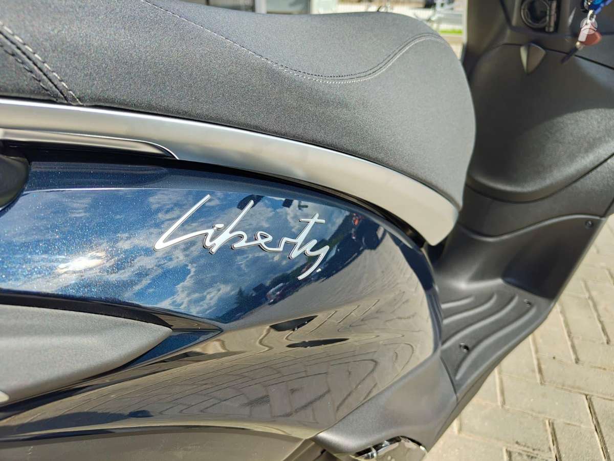 Piaggio Liberty 125cc, scooters / mopeds