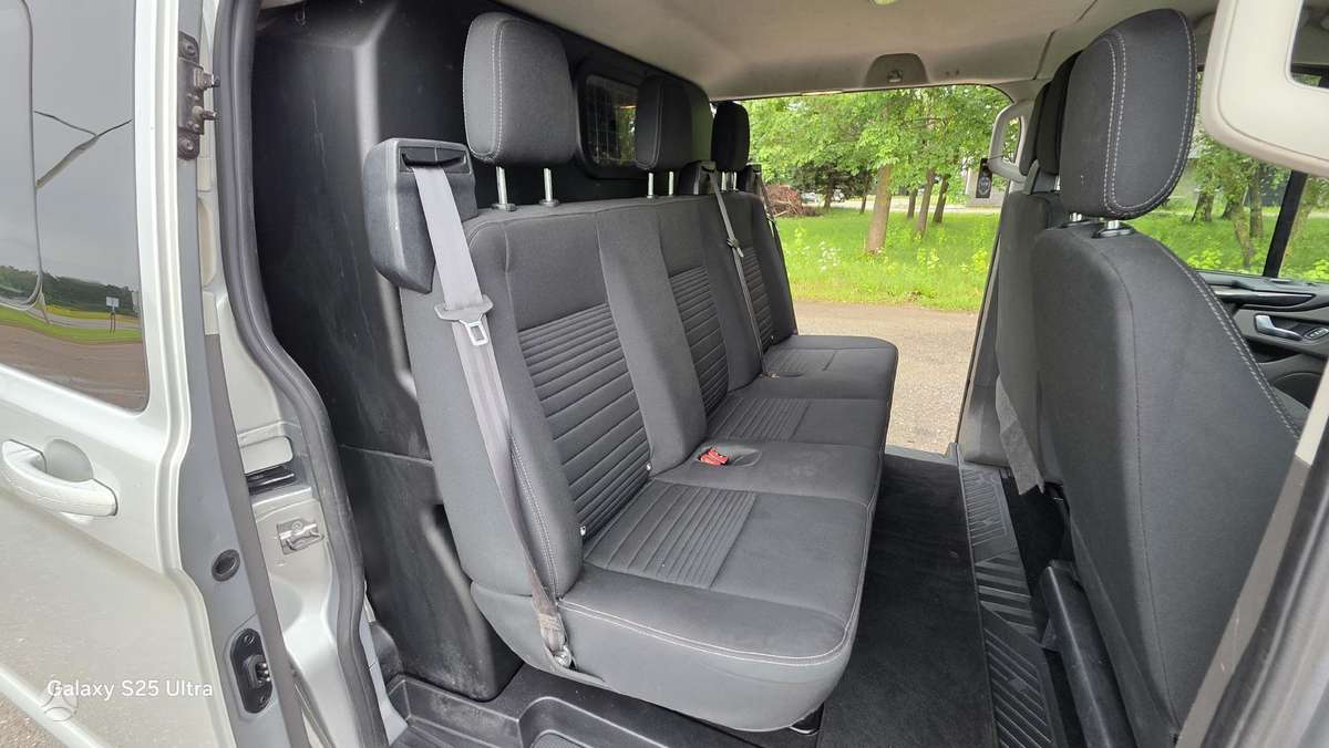 Ford Transit Custom dalimis. Nedidelė rida