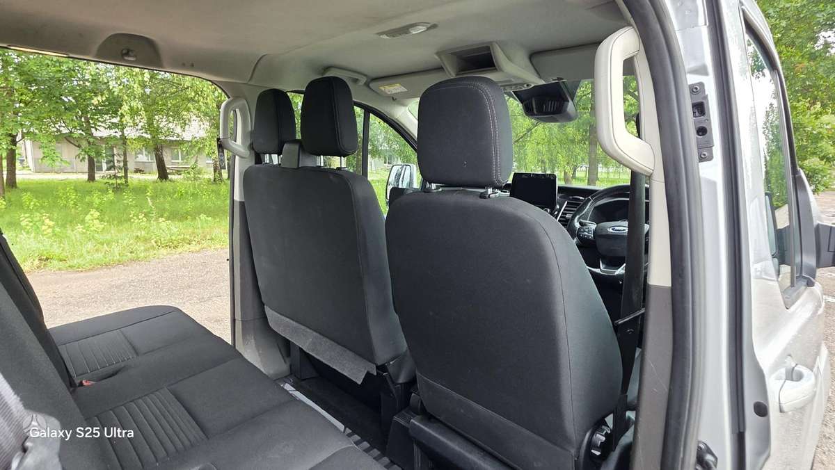 Ford Transit Custom dalimis. Nedidelė rida