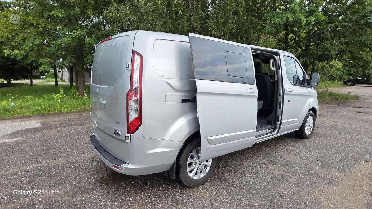 Ford Transit Custom dalimis. Nedidelė rida