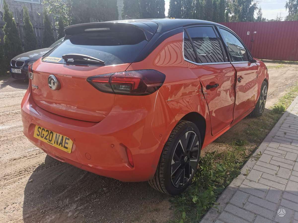 Opel Corsa dalimis
