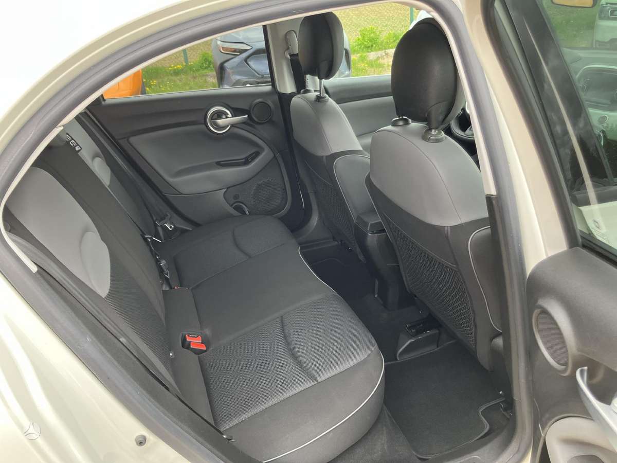Fiat 500X, 2.4 l., off-road / crossover