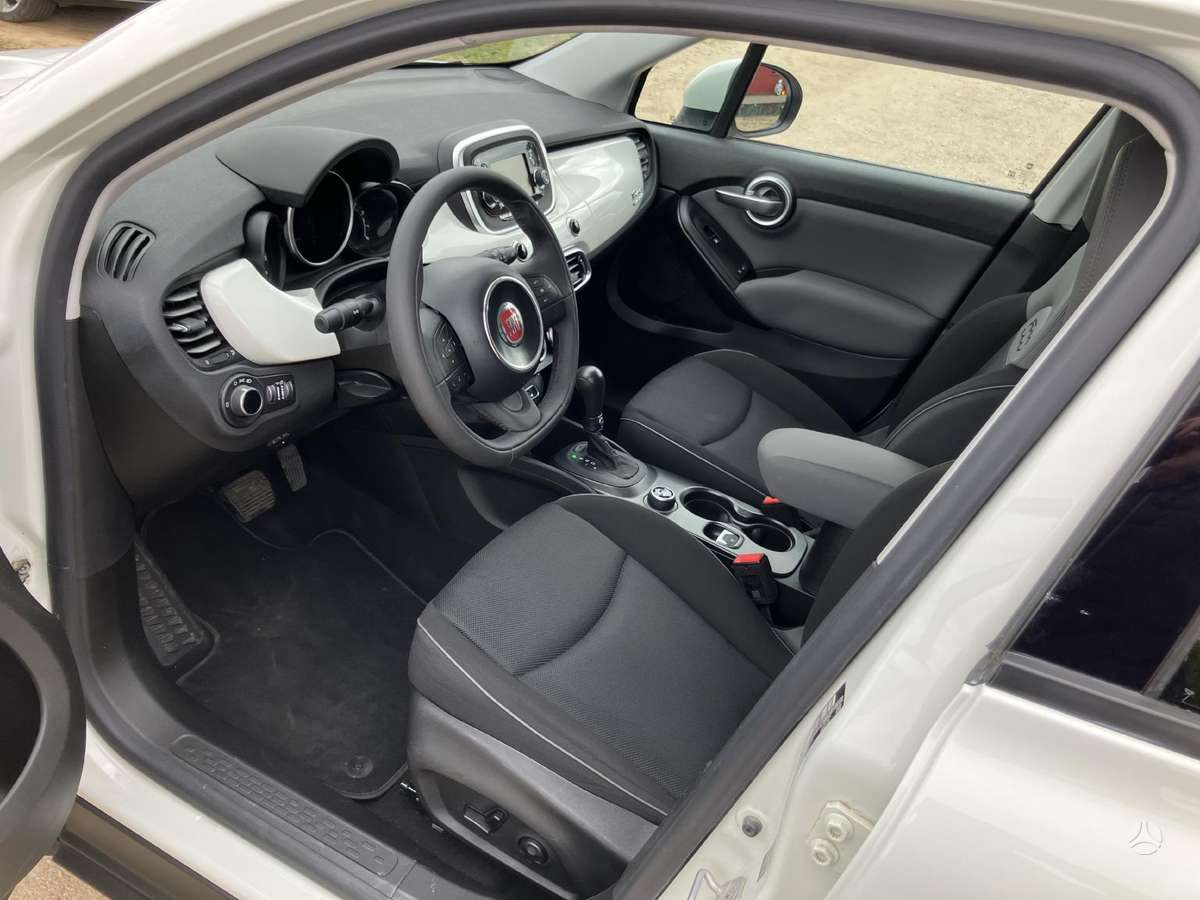 Fiat 500X, 2.4 l., off-road / crossover