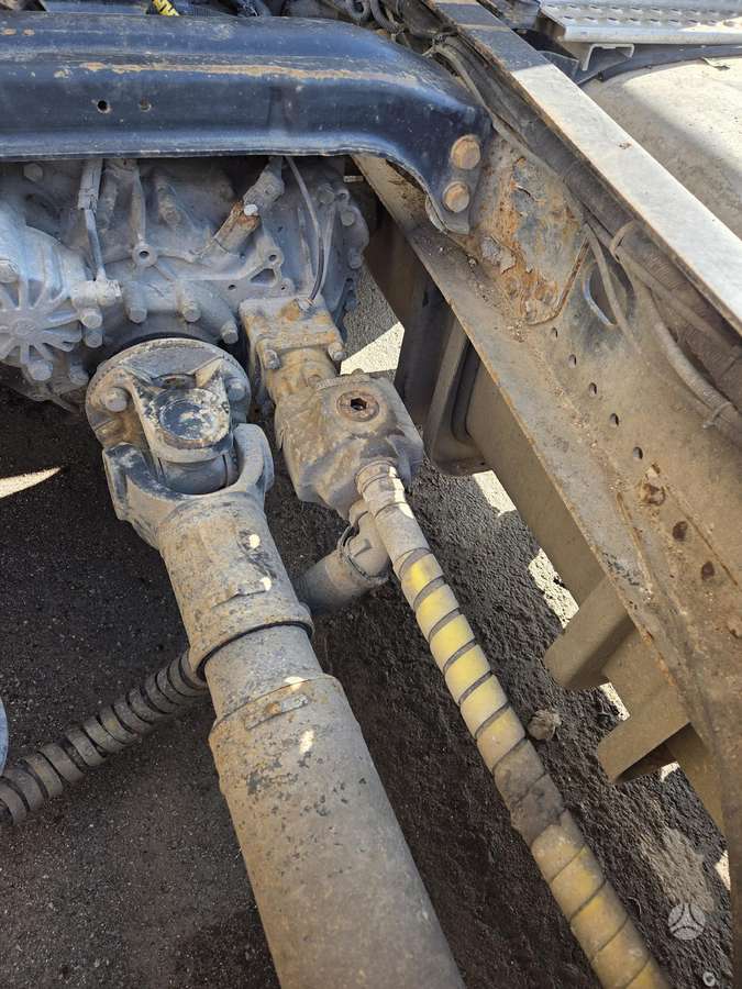MAN TGA18.480, vilcējs