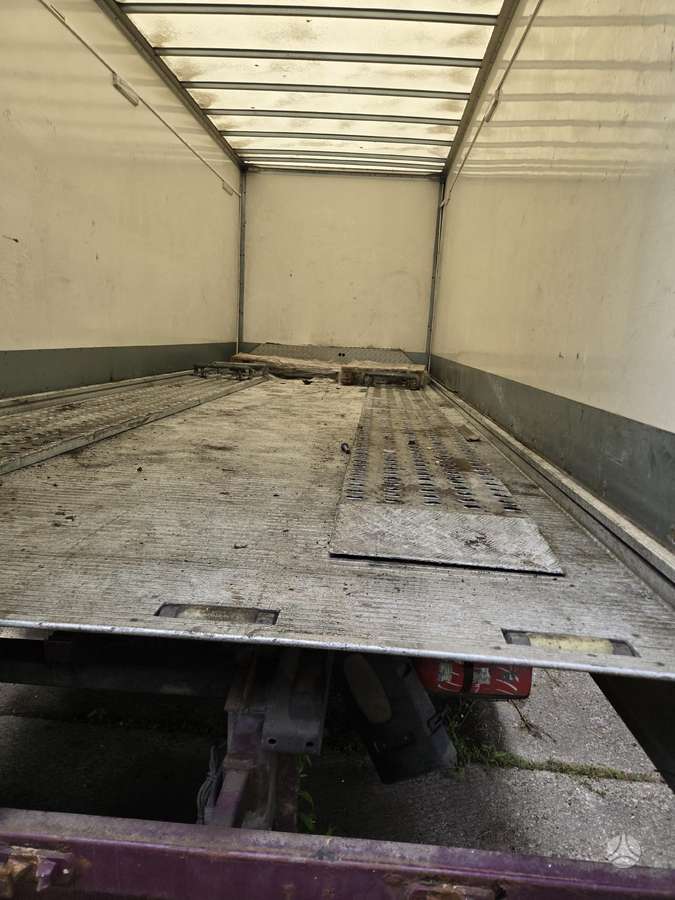 Renault 460, auto transporters