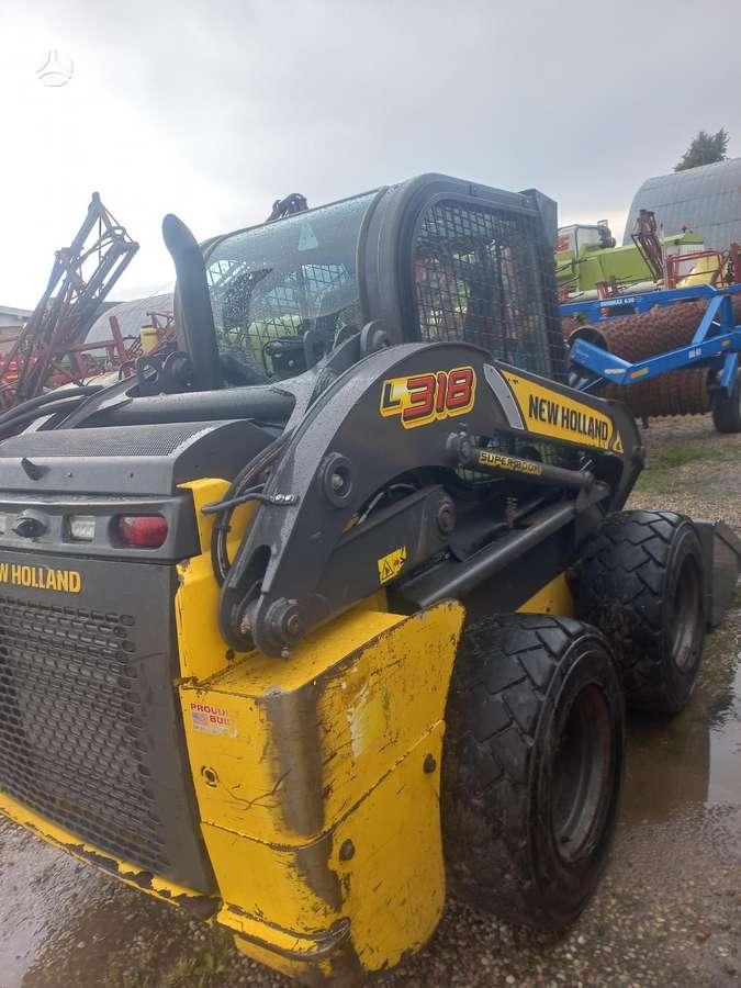 New Holland L318, мини-погрузчики
