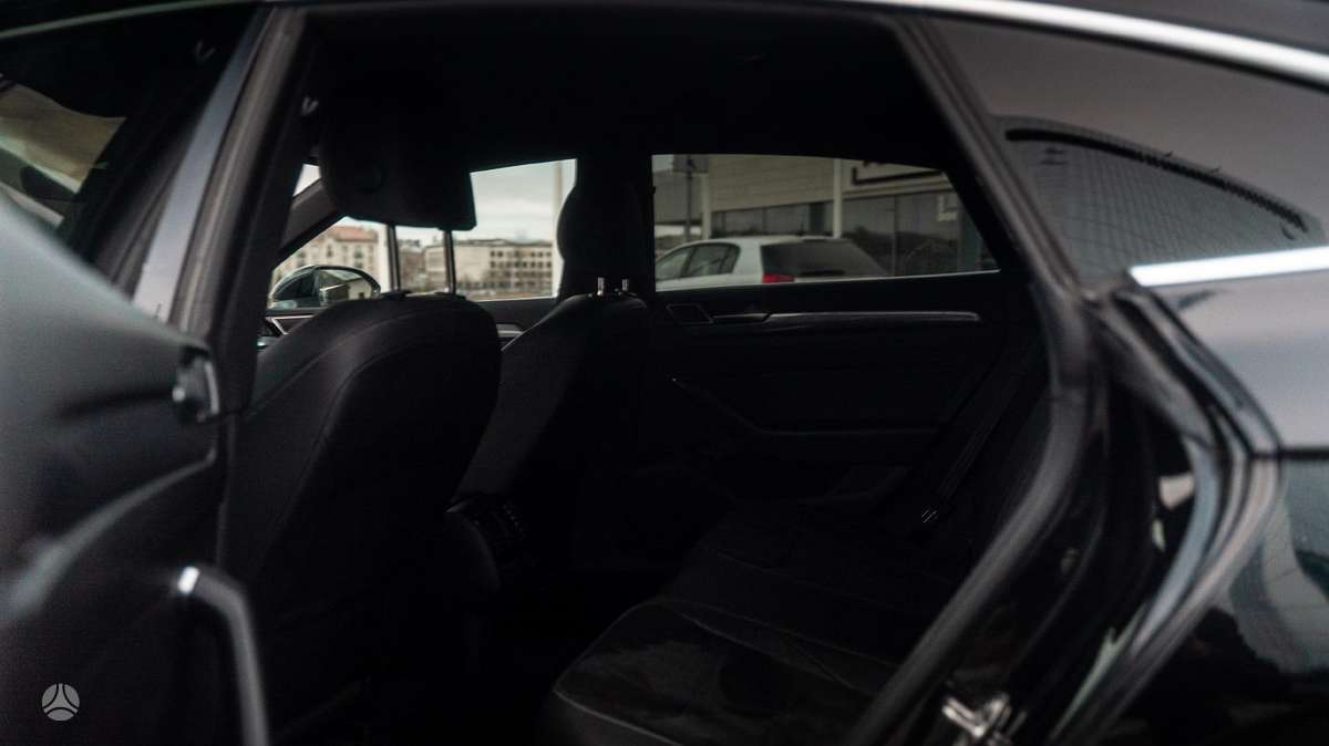 Volkswagen Arteon, Купе (coupe)