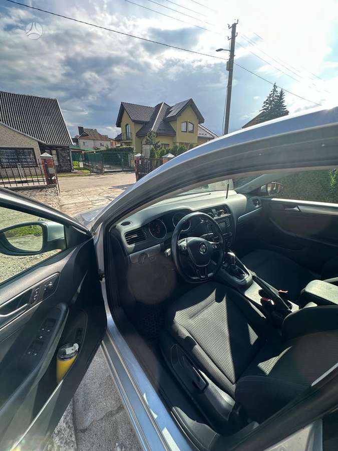 Volkswagen Jetta, 1.4 l., Седан