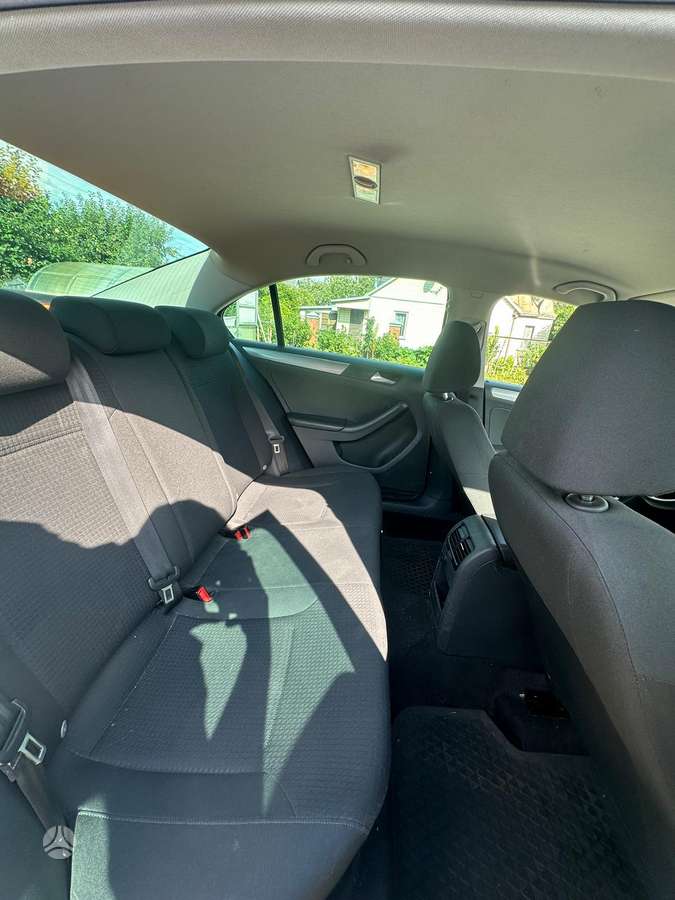Volkswagen Jetta, 1.4 l., Седан