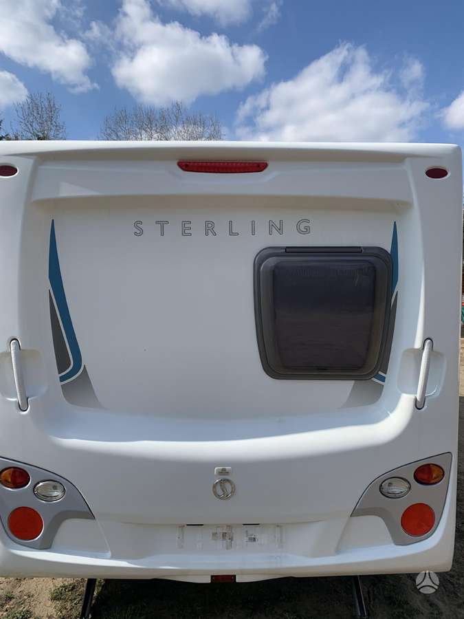 Sterling Eccles Moonstone, prikabinami nameliai