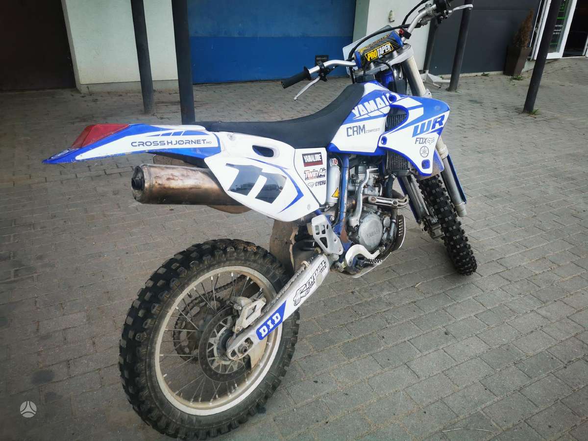 Yamaha WR, krosa / enduro