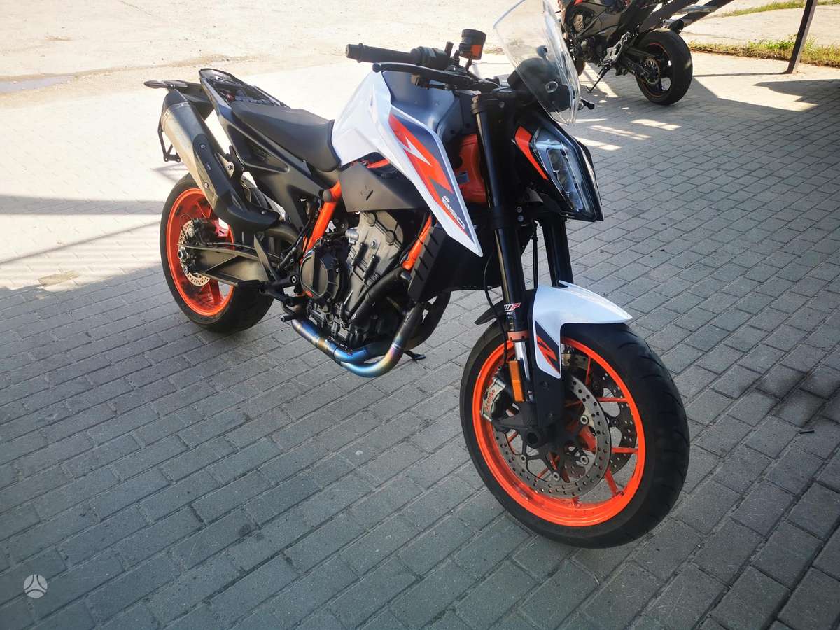 KTM Duke, street / klasikiniai