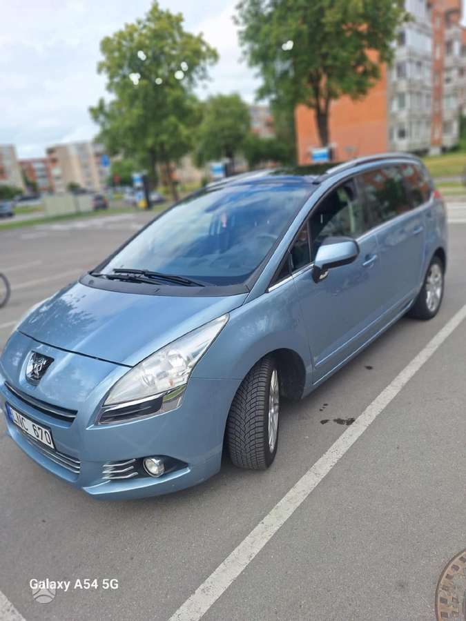 Peugeot 5008 - 3