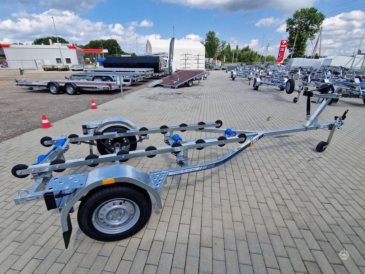 Tiki Treiler BX600LR, boat / watercraft