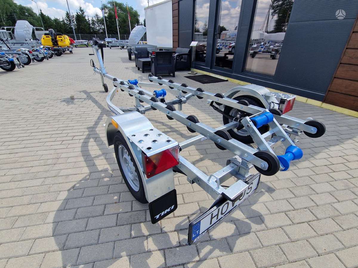 Tiki Treiler BX600LR, boat / watercraft