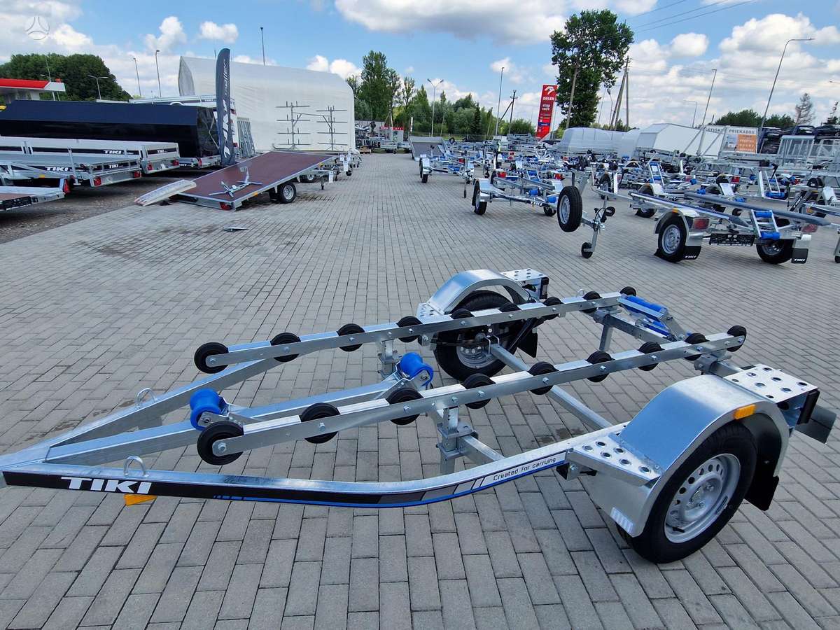 Tiki Treiler BX600LR, boat / watercraft