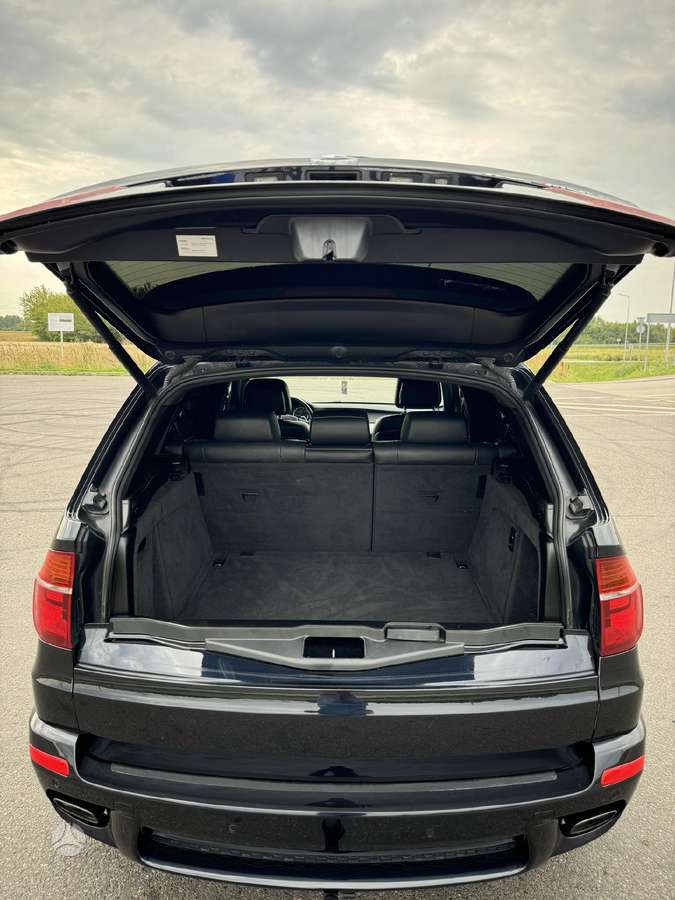 BMW X5, Внедорожник / Кроссовер