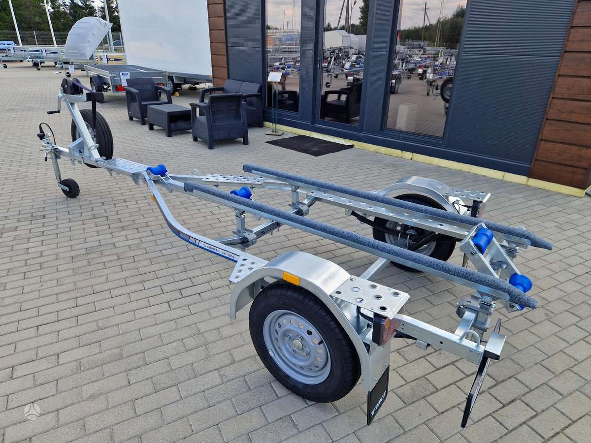 Tiki Treiler BX600LR, boat / watercraft