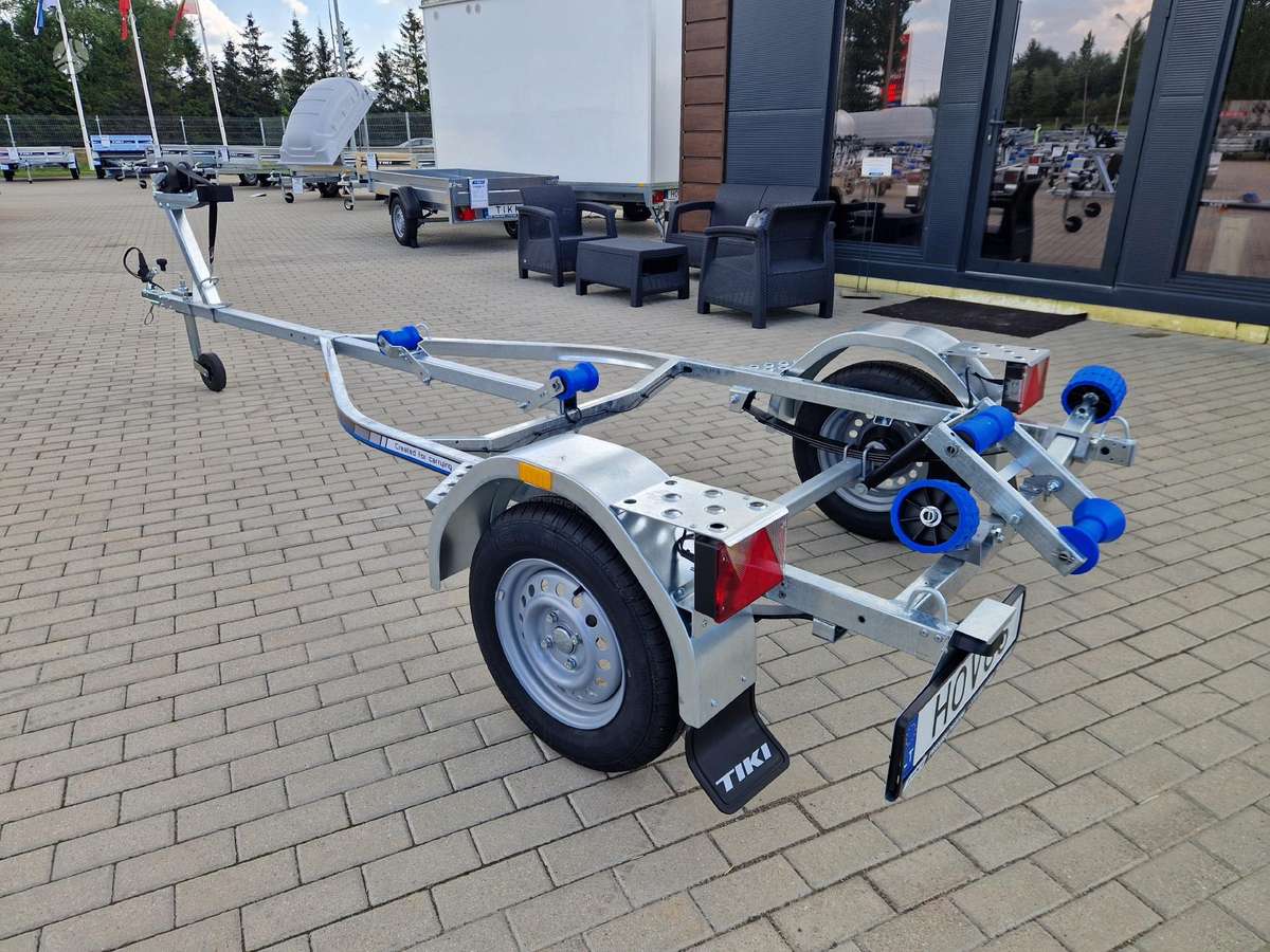 Tiki Treiler BX600LR, boat / watercraft
