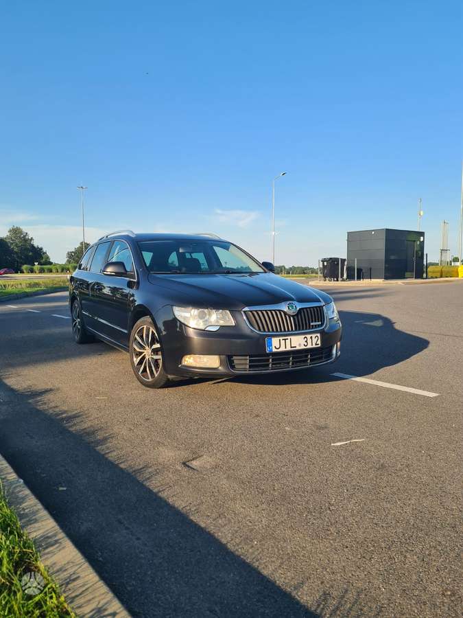 Škoda Superb - 2