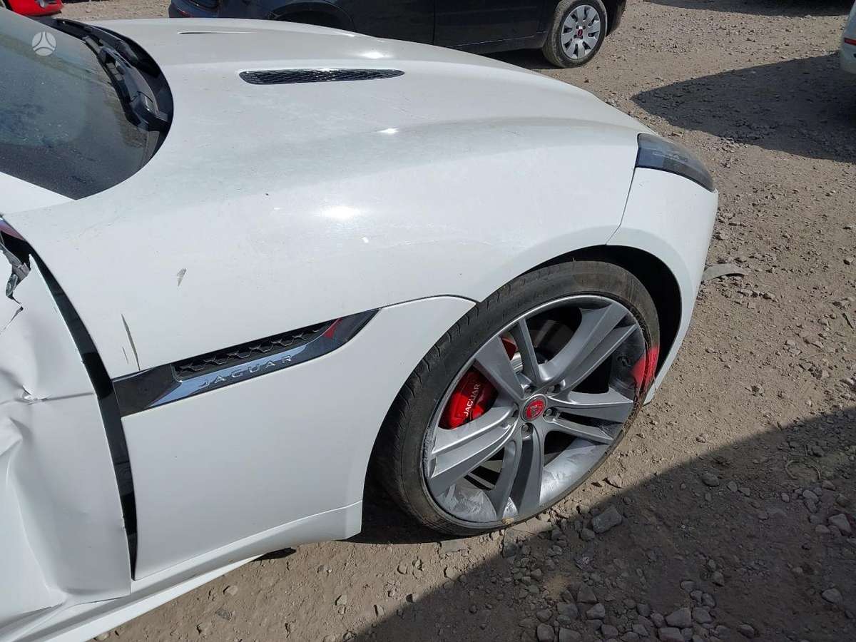 Jaguar F-Type, 306PS