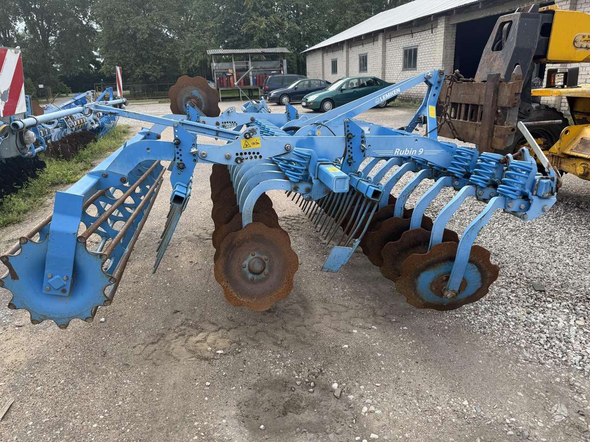 Lemken Rubin 9/300, scrapers, scrubbers