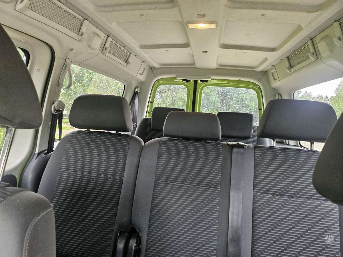 Volkswagen Caddy Maxi, 2.0 l., Минивэн