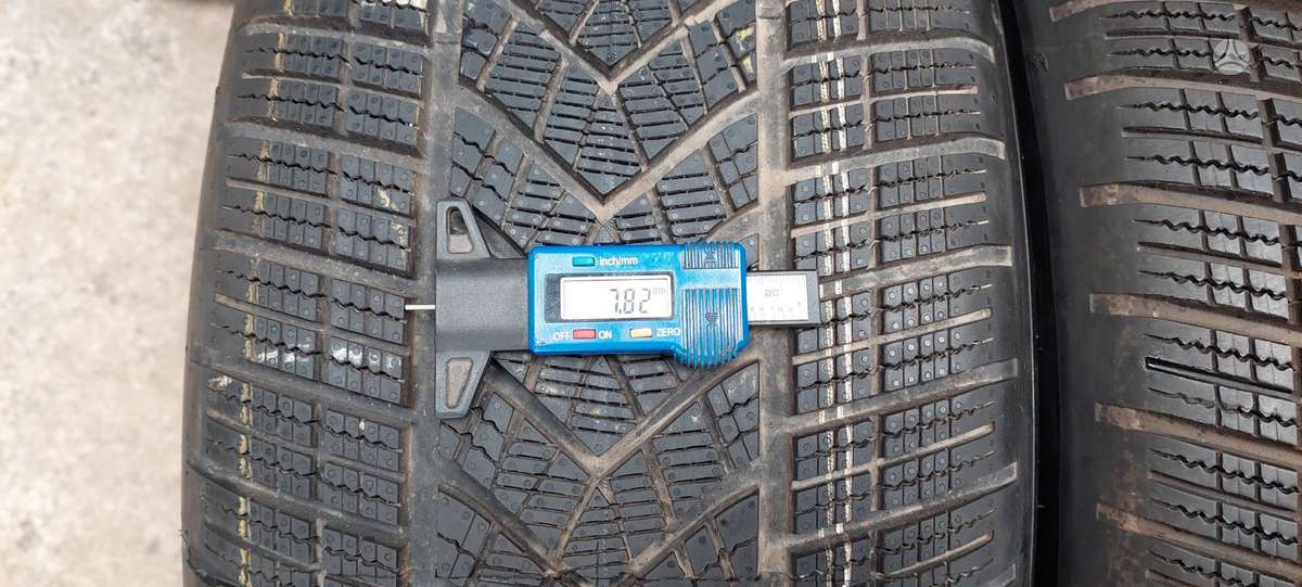 Goodyear, зимние 255/50 R21