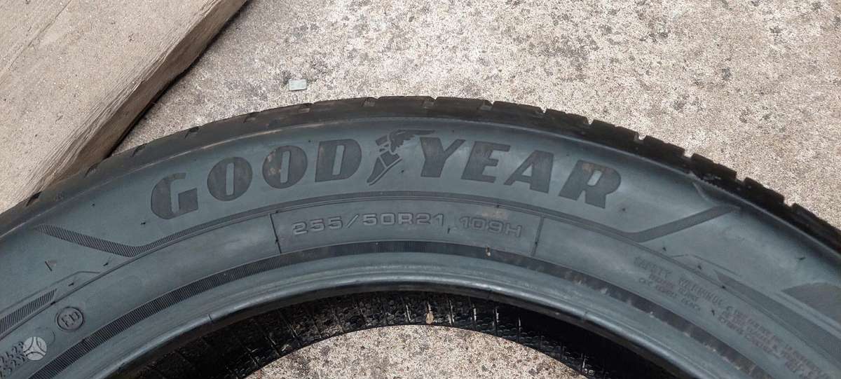 Goodyear, winter 255/50 R21